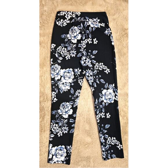Joseph Ribkoff Floral Pants, Pull on, Blue White,  Ankle, New, Womens Sz 6 - Picture 4 of 11